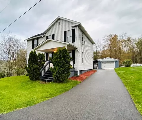 529 Seward St, Seward, PA 15954