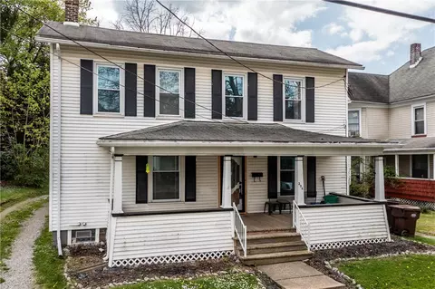 304 W Poplar St, Grove City, PA 16127