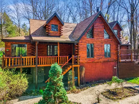 132 Bhame Ln, Harmony, PA 16037