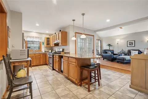 717 8th St, Irwin, PA 15642 photo 7