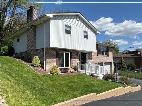 315 Pine Dr, New Stanton, PA 15672