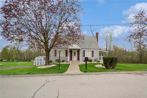 2127 Elizabeth Ct, Export, PA 15632