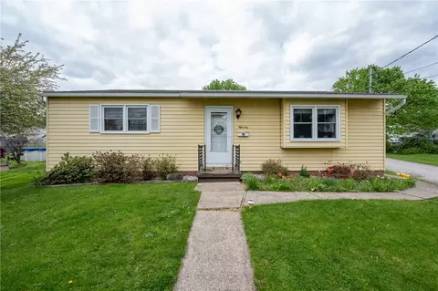 51 E Chestnut St, Blairsville, PA 15717