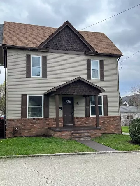 400 Leo St, Derry, PA 15627