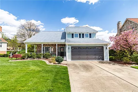 331 Cobblestone Cir, Mckees Rocks, PA 15136