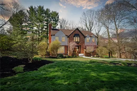 215 Orr Rd, Pittsburgh, PA 15241