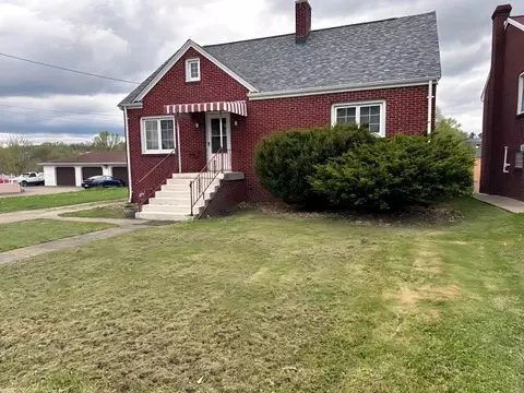 152 W Church St, Fairchance, PA 15436