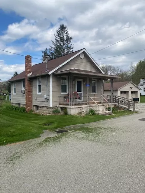 2318 Sandy Ave, Latrobe, PA 15650