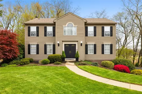 314 Yorktown Dr, Cranberry Township, PA 16066