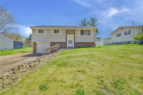 1322 Lincoln Dr, Monaca, PA 15061