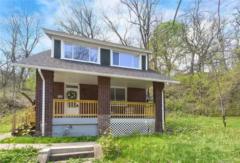 1247 Chartiers Ave, Pittsburgh, PA 15220