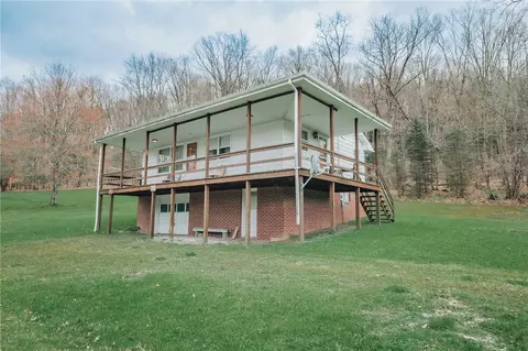 142 E Run Rd, Marion Center, PA 15759