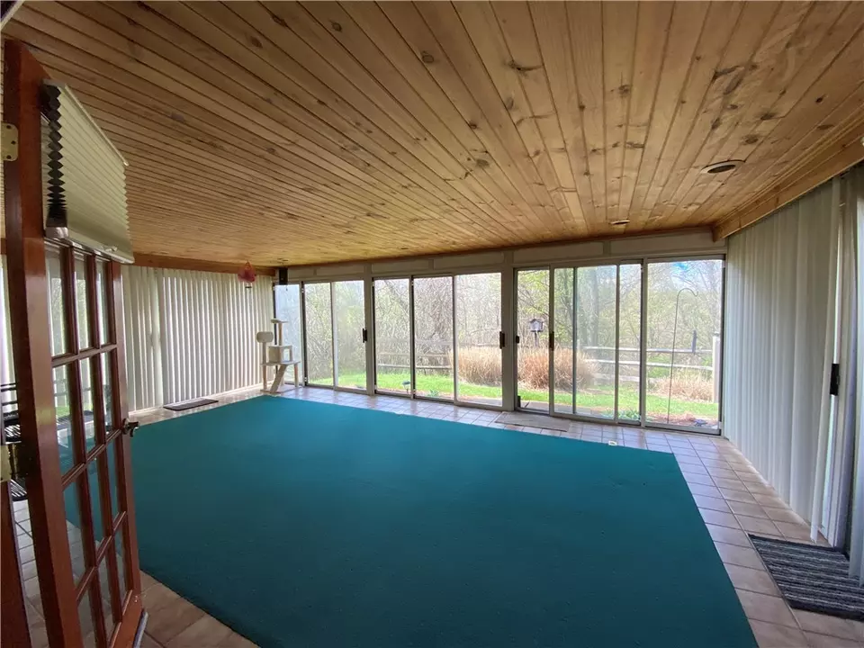 Exterior - 811 Garden City Dr, Monroeville, PA 15146 photo 2 of 7