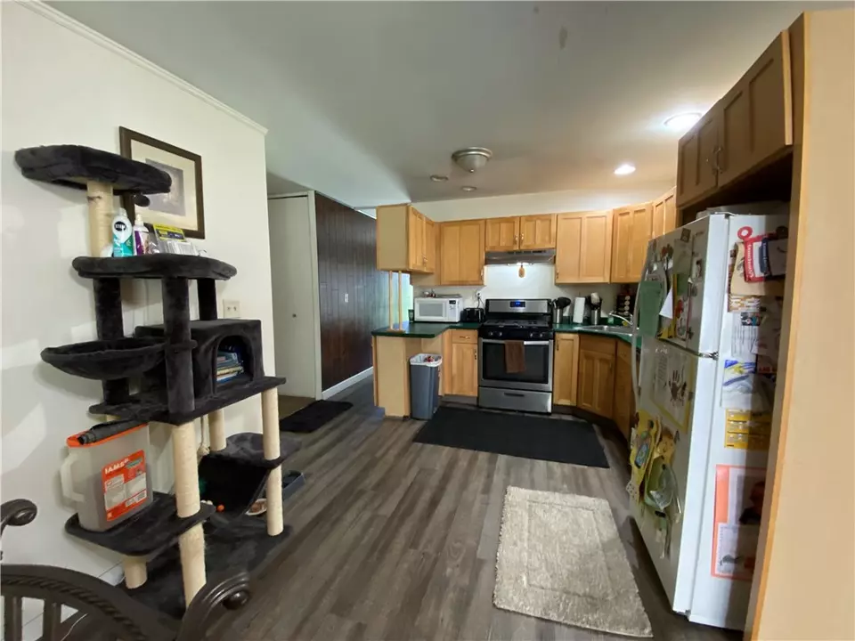 Kitchen - 811 Garden City Dr, Monroeville, PA 15146 photo 1 of 3
