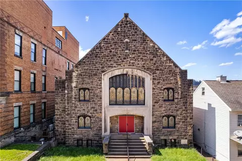 131 E 9th Ave, Homestead, PA 15120