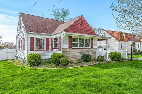 416 Smith Ave, Sharon, PA 16146