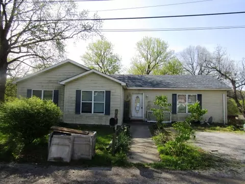 105 Locust Ln, Industry, PA 15052