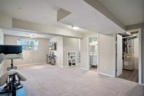 Living - 303 Covington Ct, Seven Fields, PA 16046 photo 5 of 5