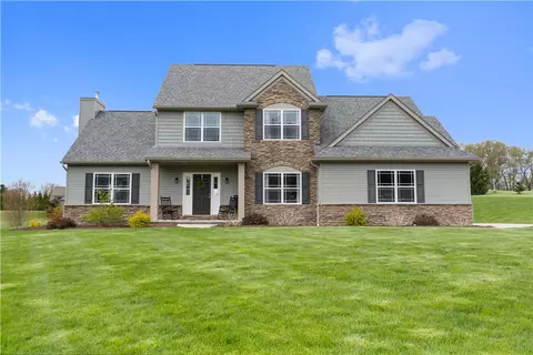 214 Lokomski Rd, Hookstown, PA 15050