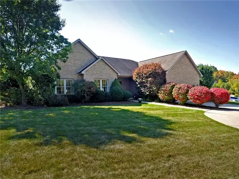 108 Asbury Ct, Monroeville, PA 15146