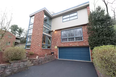 2307 Marbury Rd, Pittsburgh, PA 15221