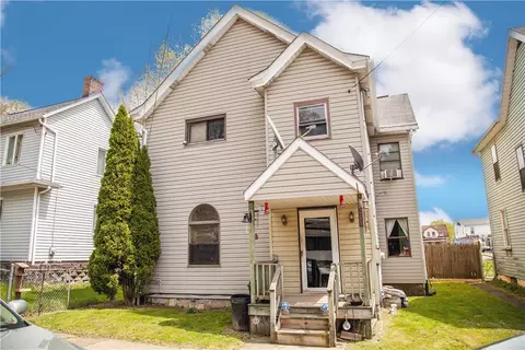 211 Laughlin St, Dawson, PA 15428