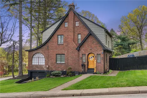 403 Glasgow Rd, Pittsburgh, PA 15221