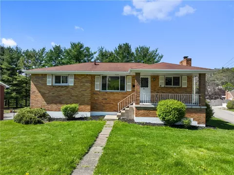 2100 Kansas Ave, White Oak, PA 15131