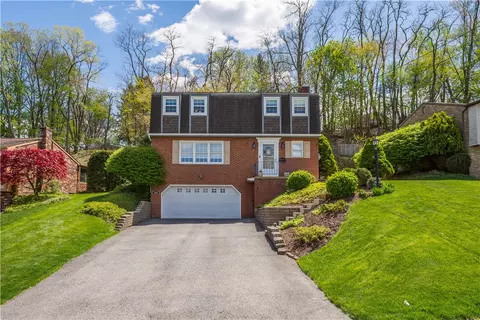 7108 Dumbarton Pl, Bethel Park, PA 15102