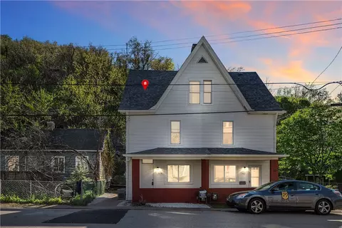 304 Valley Ave, Wall, PA 15148