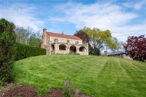 6719 Verona Rd, Verona, PA 15147