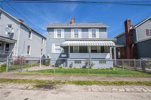 39 Bierer Ave, Uniontown, PA 15401