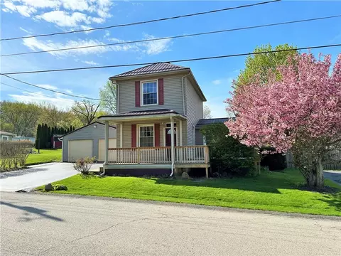 1366 13th St, West Pittsburg, PA 16160
