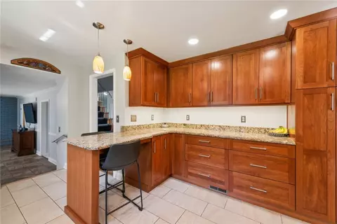 Kitchen - 11267 Drop Rd, Irwin, PA 15642 photo 4 of 5