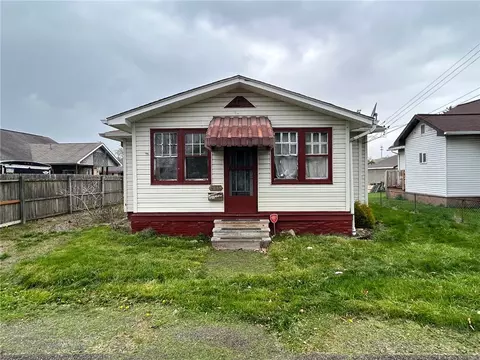 935 Orchard St, Rochester, PA 15074
