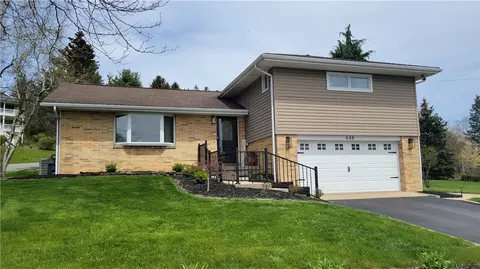 440 W Catherine St, Somerset, PA 15501