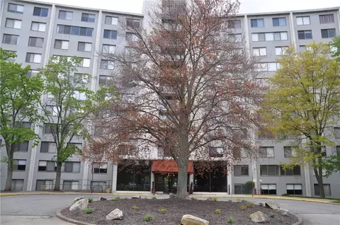 1160 Bower Hl #310B, Pittsburgh, PA 15243
