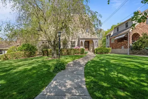 130 Longuevue Dr, Pittsburgh, PA 15228