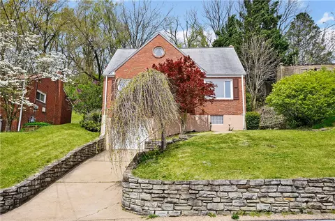 297 Patterson Ave, Bridgeville, PA 15017