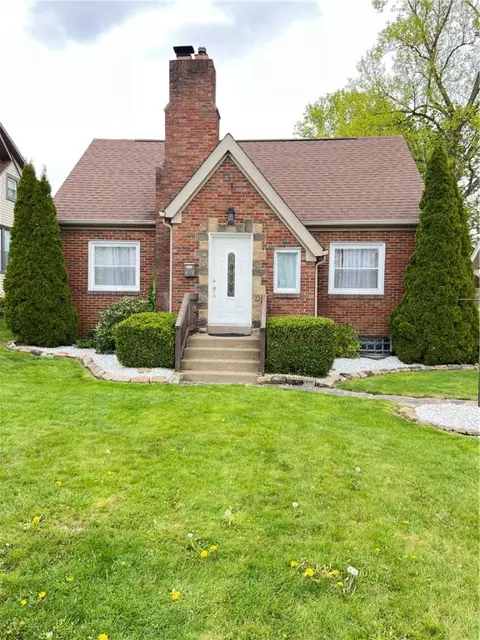 408 Darlington Rd, Beaver Falls, PA 15010