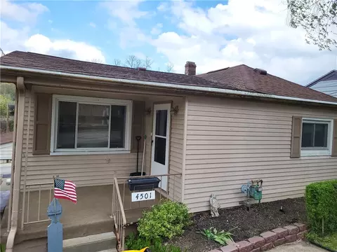 4501 Mollenauer St, Bethel Park, PA 15102