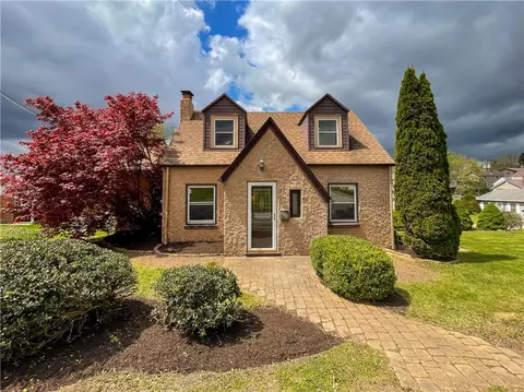 250 Chester Dr, New Kensington, PA 15068