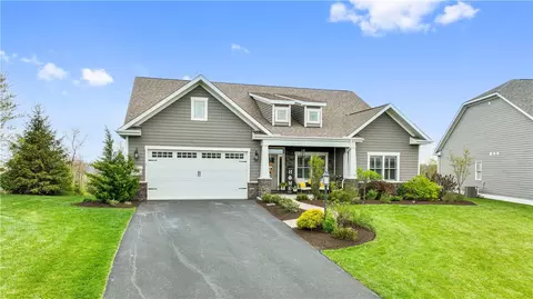206 Indian Ridge Ln, Canonsburg, PA 15317