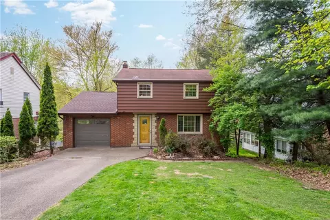 218 Castlegate Rd, Pittsburgh, PA 15221