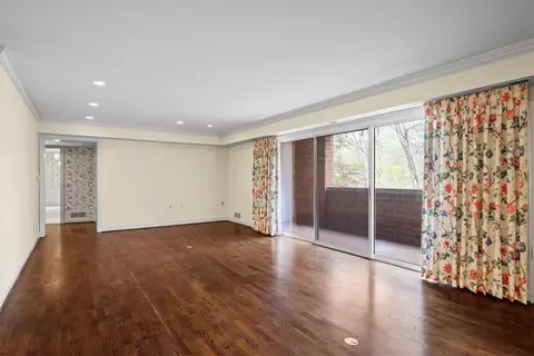 Living - 302 Fox Chapel Rd #402, Pittsburgh, PA 15238 photo 2 of 2