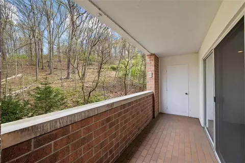 Exterior - 302 Fox Chapel Rd #402, Pittsburgh, PA 15238 photo 3 of 6