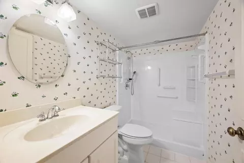 Bath - 302 Fox Chapel Rd #402, Pittsburgh, PA 15238 photo 1 of 1