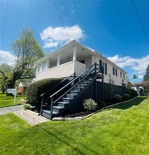 242 W Sanner St, Somerset, PA 15501