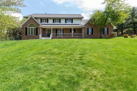 6 Sassafras Ln, Greensburg, PA 15601