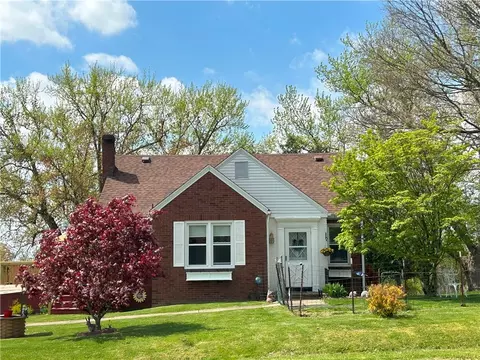 1920 Ridge Road Ext, Ambridge, PA 15003